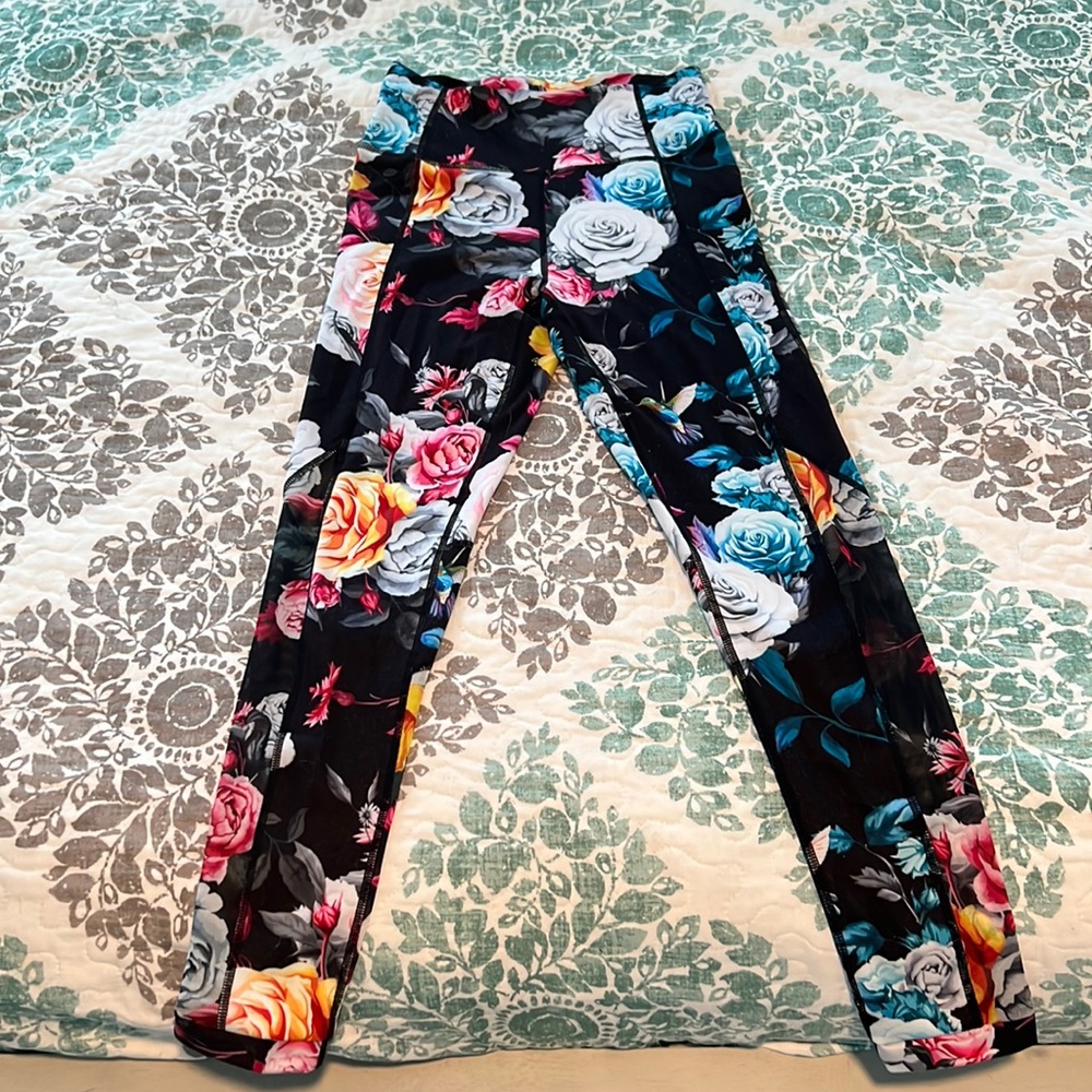 Zyia floral leggings size 4